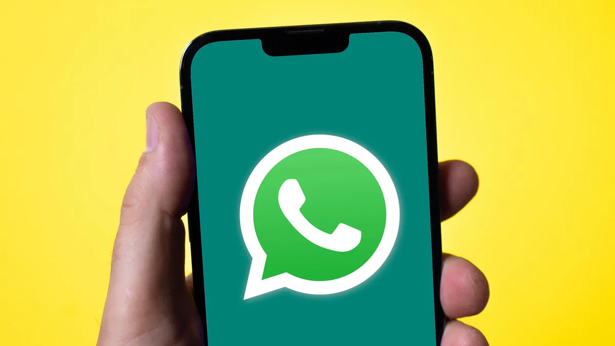 What should I pay attention to when buying a WhatsApp account? Get a virtual phone with the free number generator service.